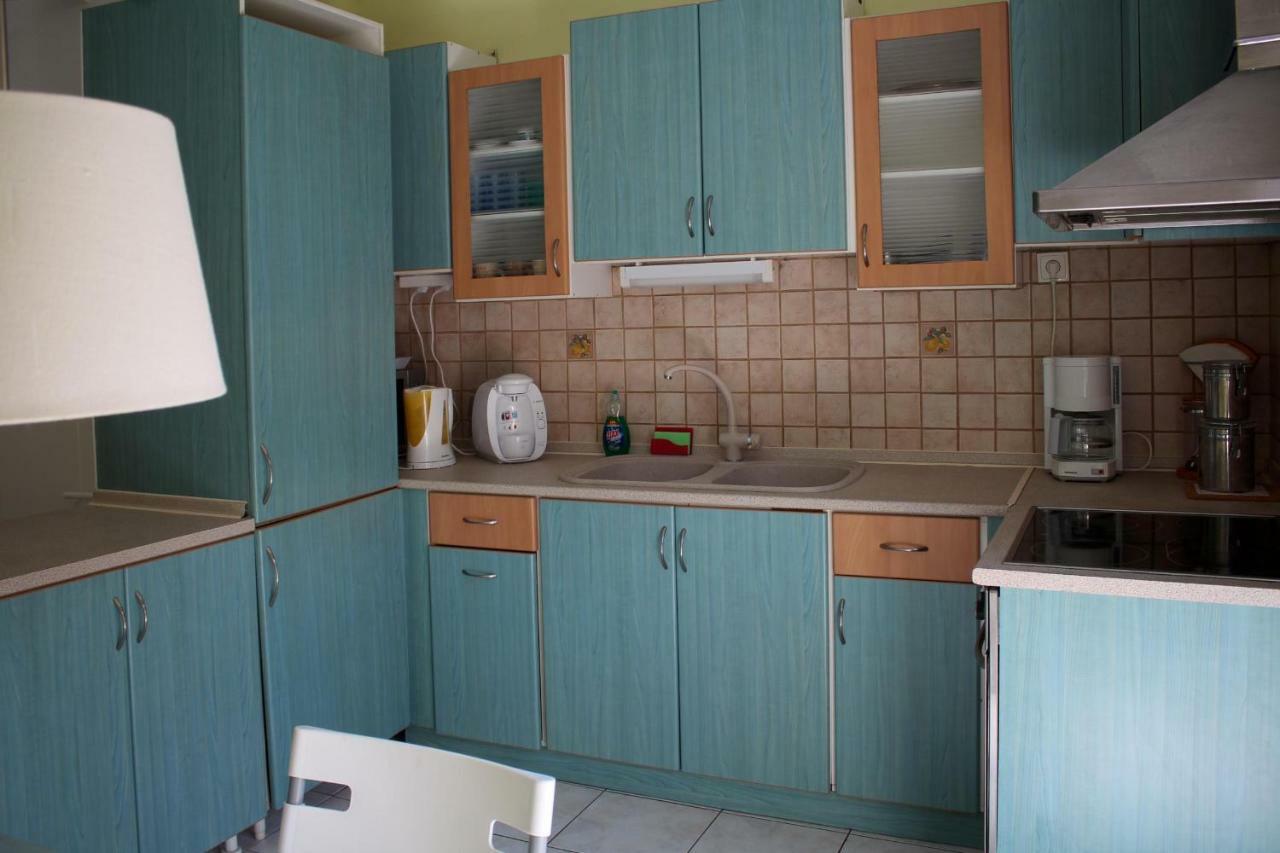 Villa Litsa à Nea Iraklitsa Extérieur photo