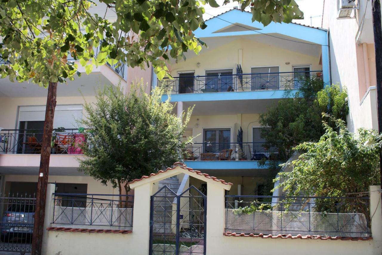 Villa Litsa à Nea Iraklitsa Extérieur photo